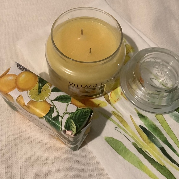 Michele Design Works & Village Candle Bundle w/FREE tea towel -NWT - Picture 4 of 8